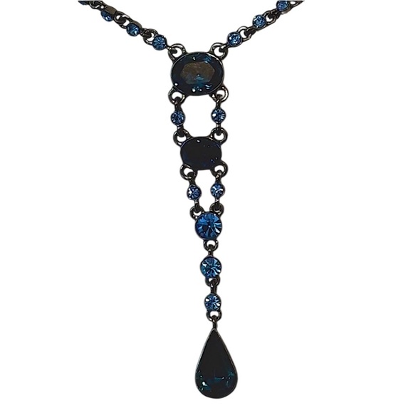 GIVENCHY Blue Crystal Iridescent AB & Lt Aqua Rhinestone Teardrop Necklace 20" - Picture 5 of 16